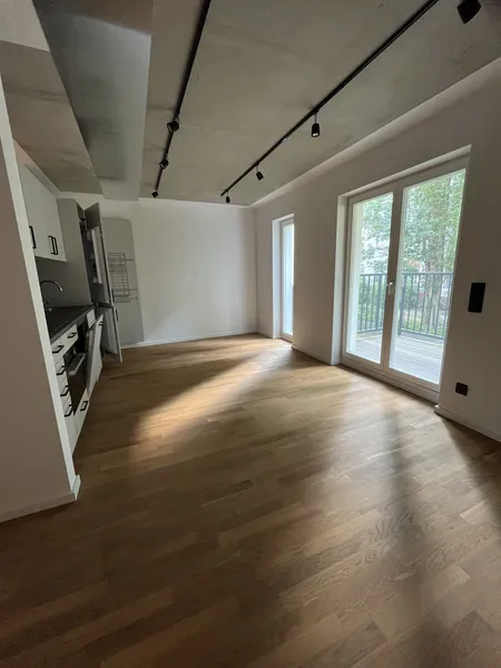 Stilvolle 2 Zimmer mit EBK und Balkon mit Blick ins Grüne — photo 1